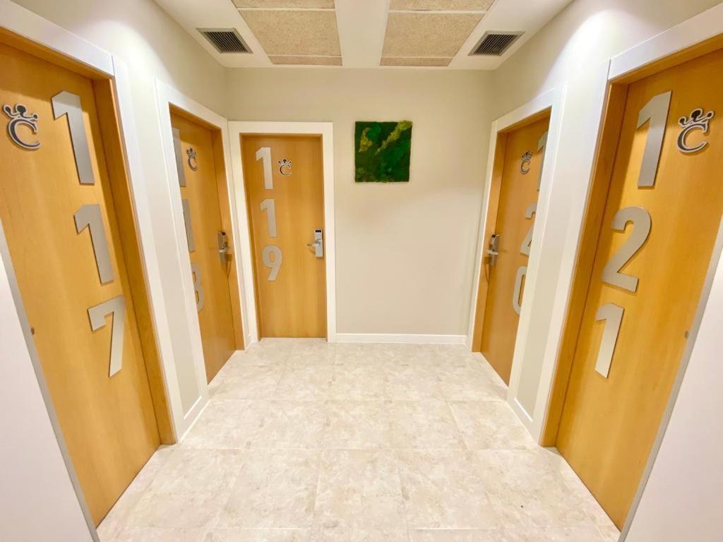 Hotel Camino Real Duenas Ngoại thất bức ảnh